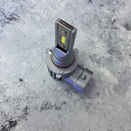 Комплект LED ламп EA Light X E1 9005 (HB3)